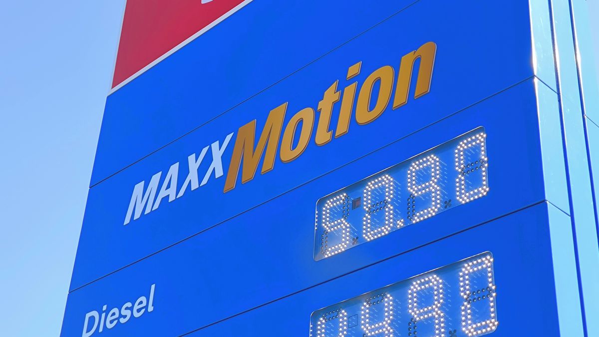 Ceny pohonných hmot už se plíživě přibližují situaci po začátku války na Ukrajině